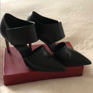 Vince heels all leather size 9 made in Italy